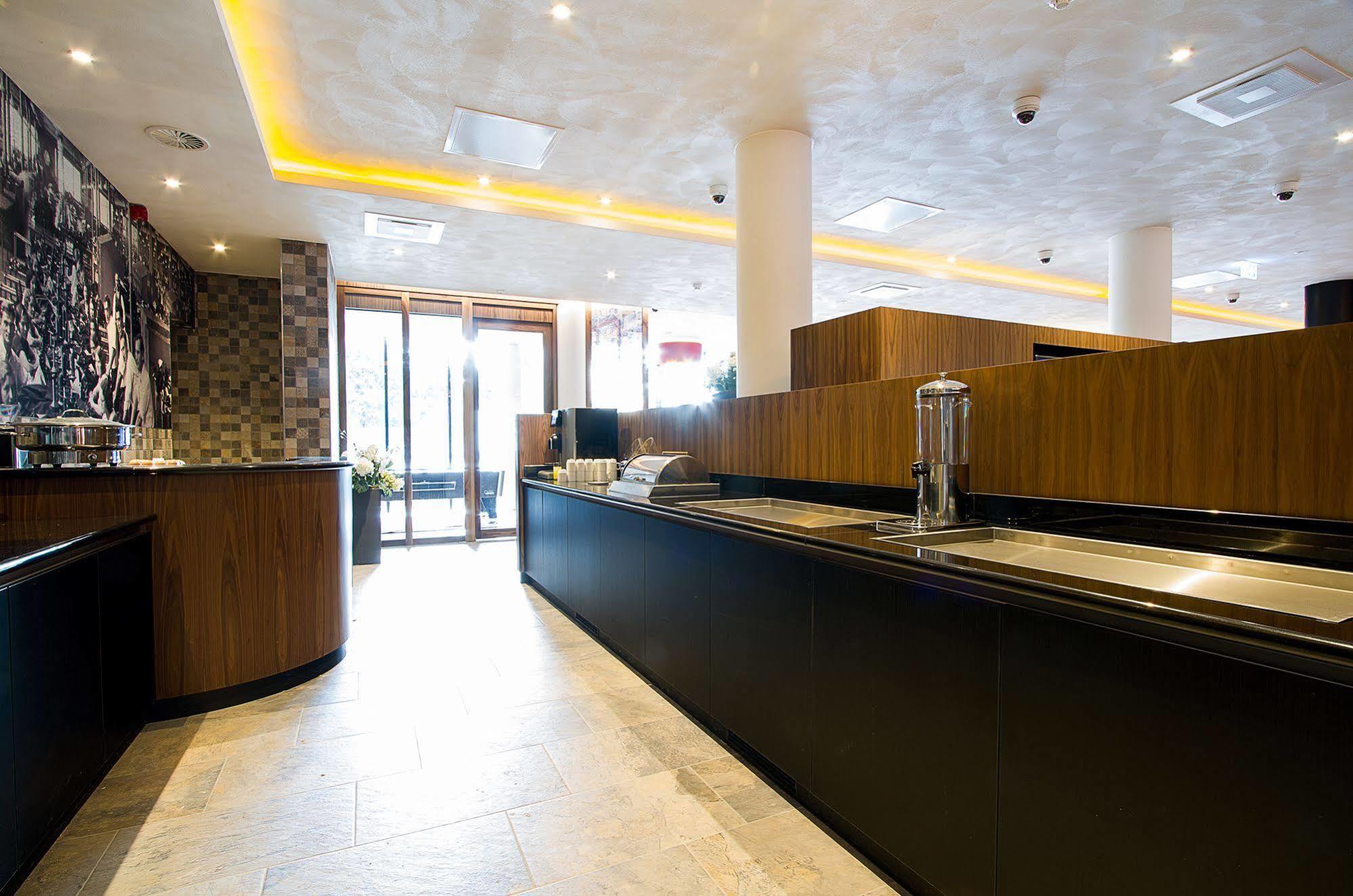 Bastion Hotel Eindhoven Waalre Екстер'єр фото